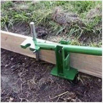 dee stake puller.